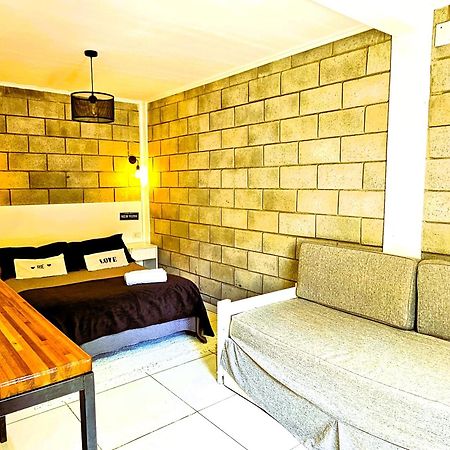 Suite Ny, Moderno Departamento Monoambiente -15 Min Aerop Monte Grande Kültér fotó