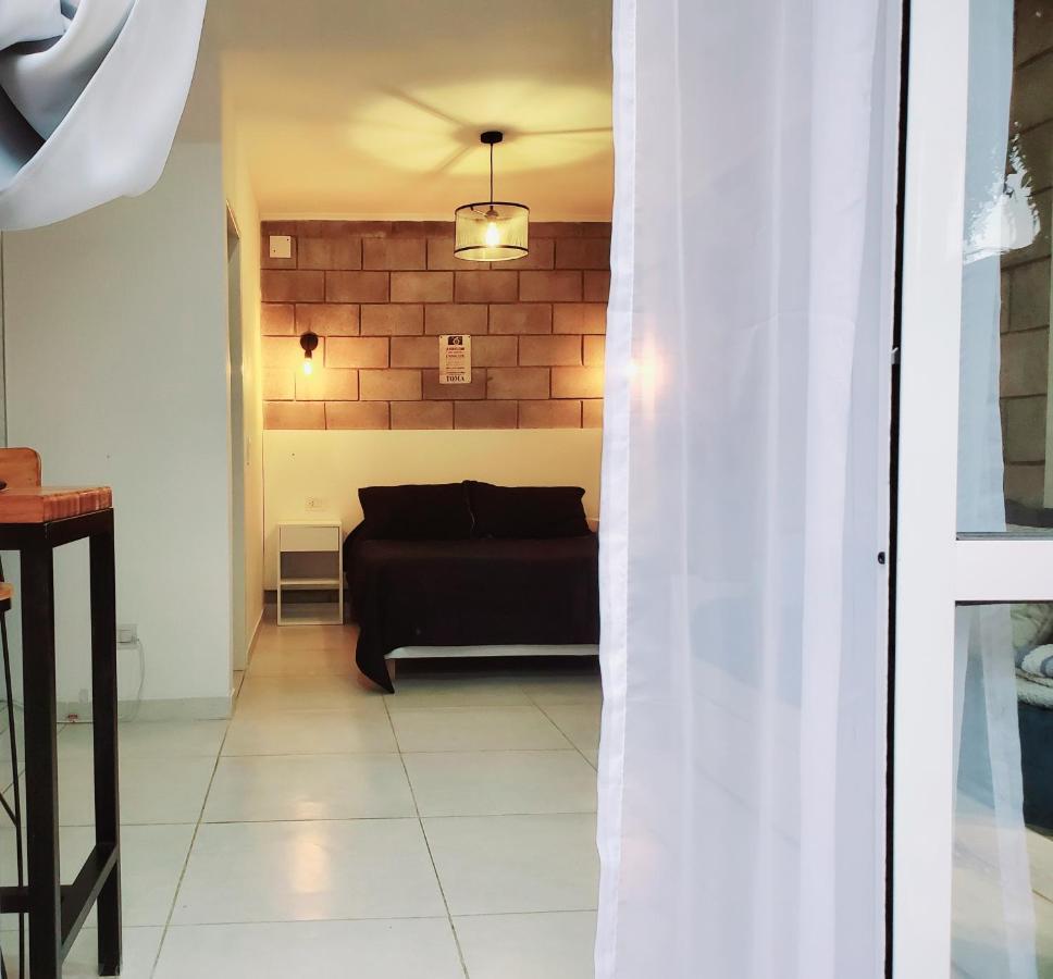 Suite Ny, Moderno Departamento Monoambiente -15 Min Aerop Monte Grande Kültér fotó